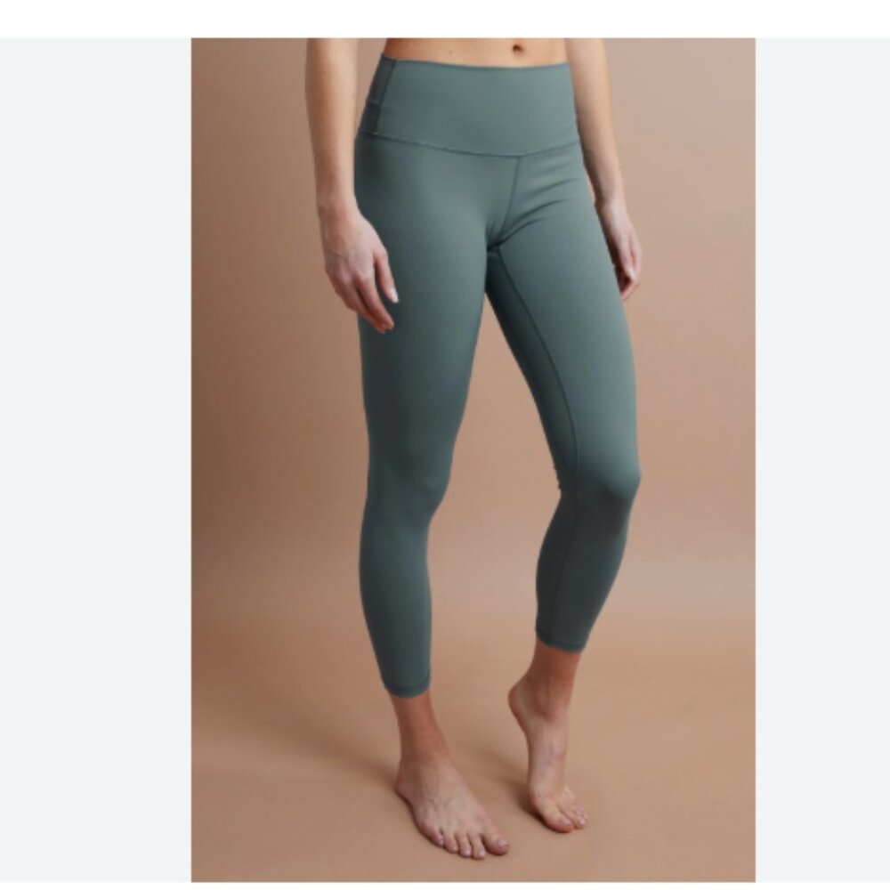 New SAVVI Leggings High Rise Waist Medium Green